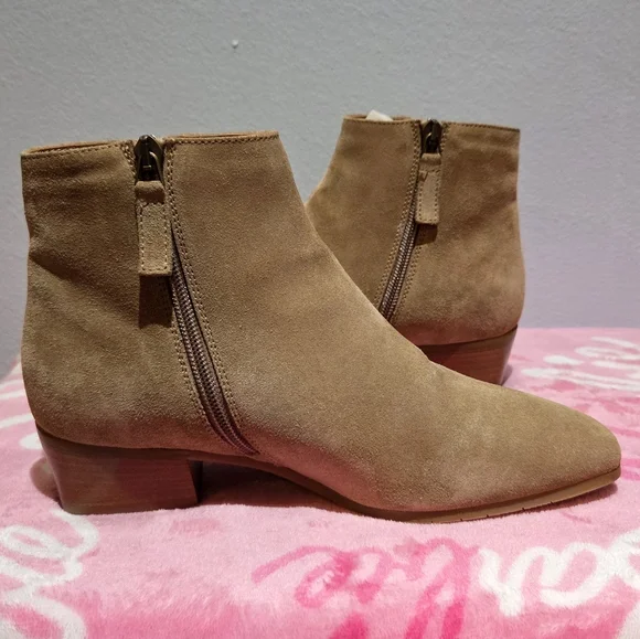 Women's Aquatalia Fuoco Suede Ankle Boots Champagne, Size 7.5M - Picture 9 of 16